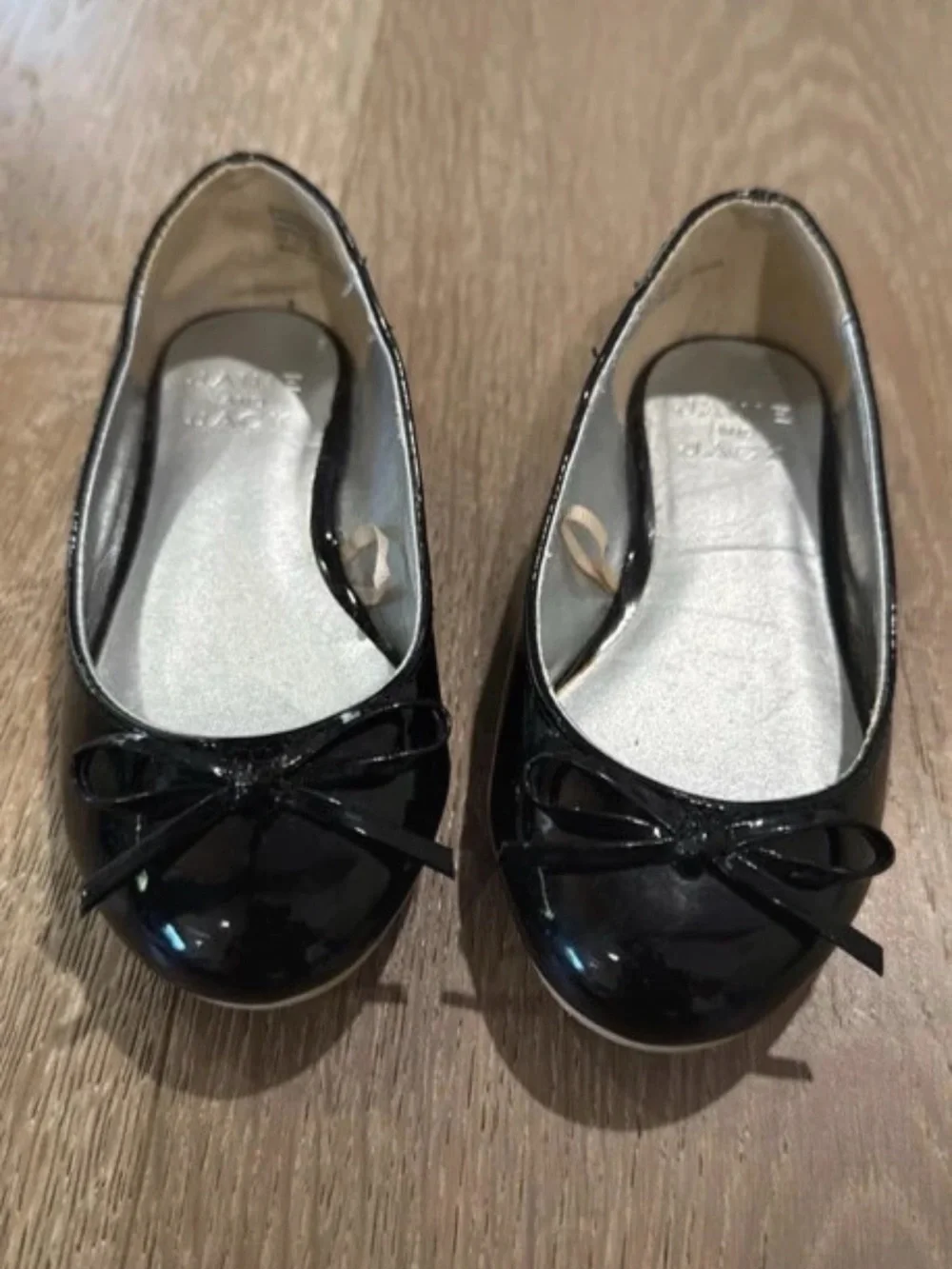 Janie and Jack Black Patent Girls' Bow Flats